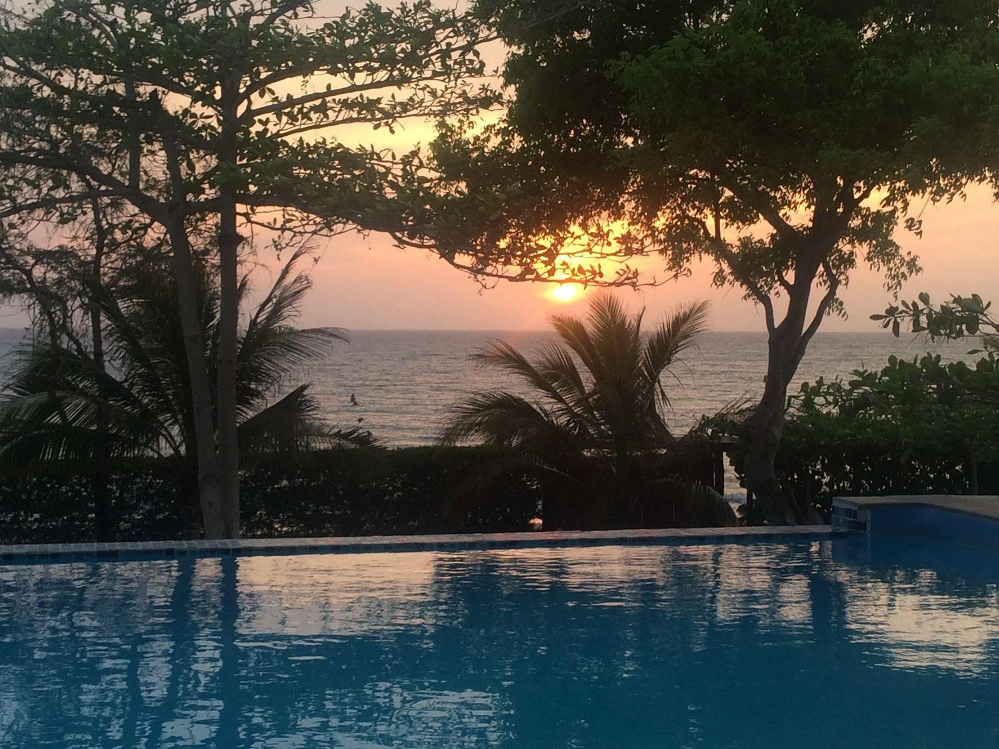 Blue Apple Beach Corregimiento Bocachica 外观 照片